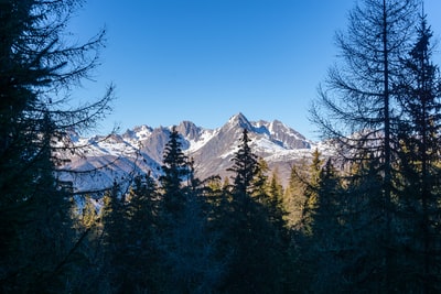 山脉
